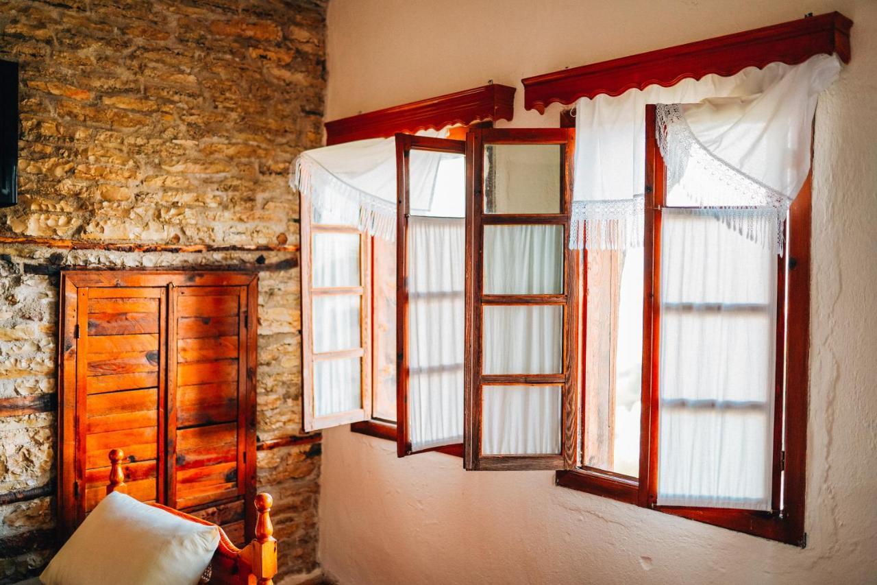 Guest House Salaria Gjirokastër Extérieur photo