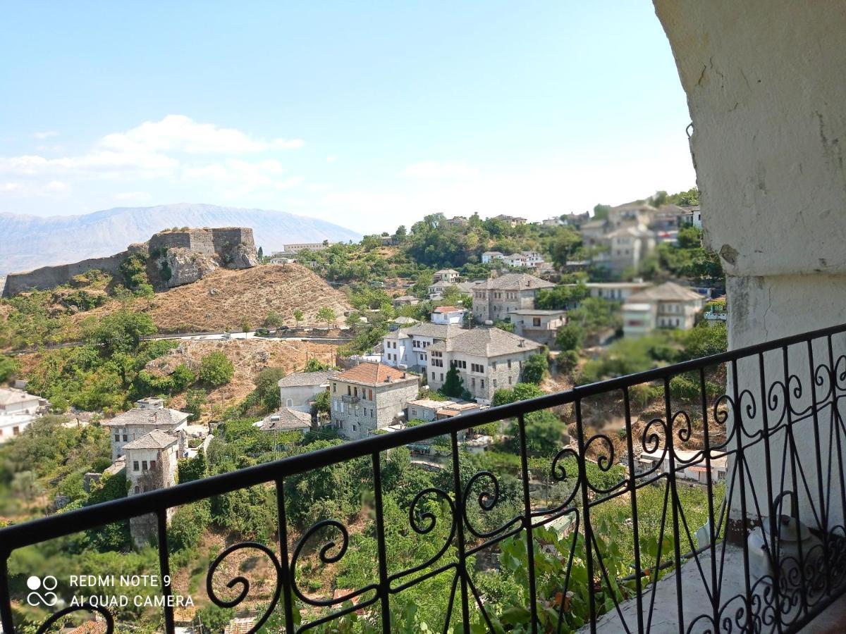 Guest House Salaria Gjirokastër Extérieur photo