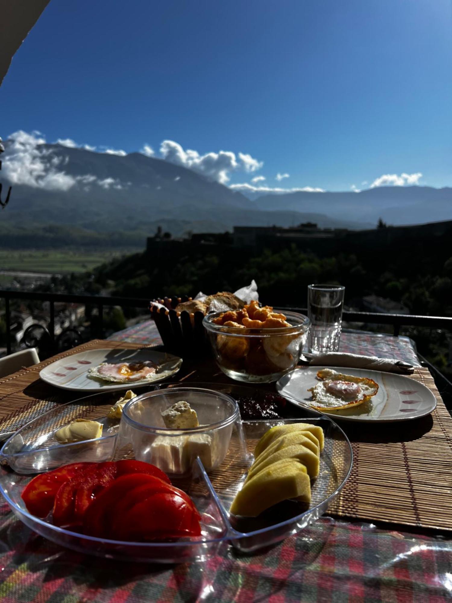 Guest House Salaria Gjirokastër Extérieur photo