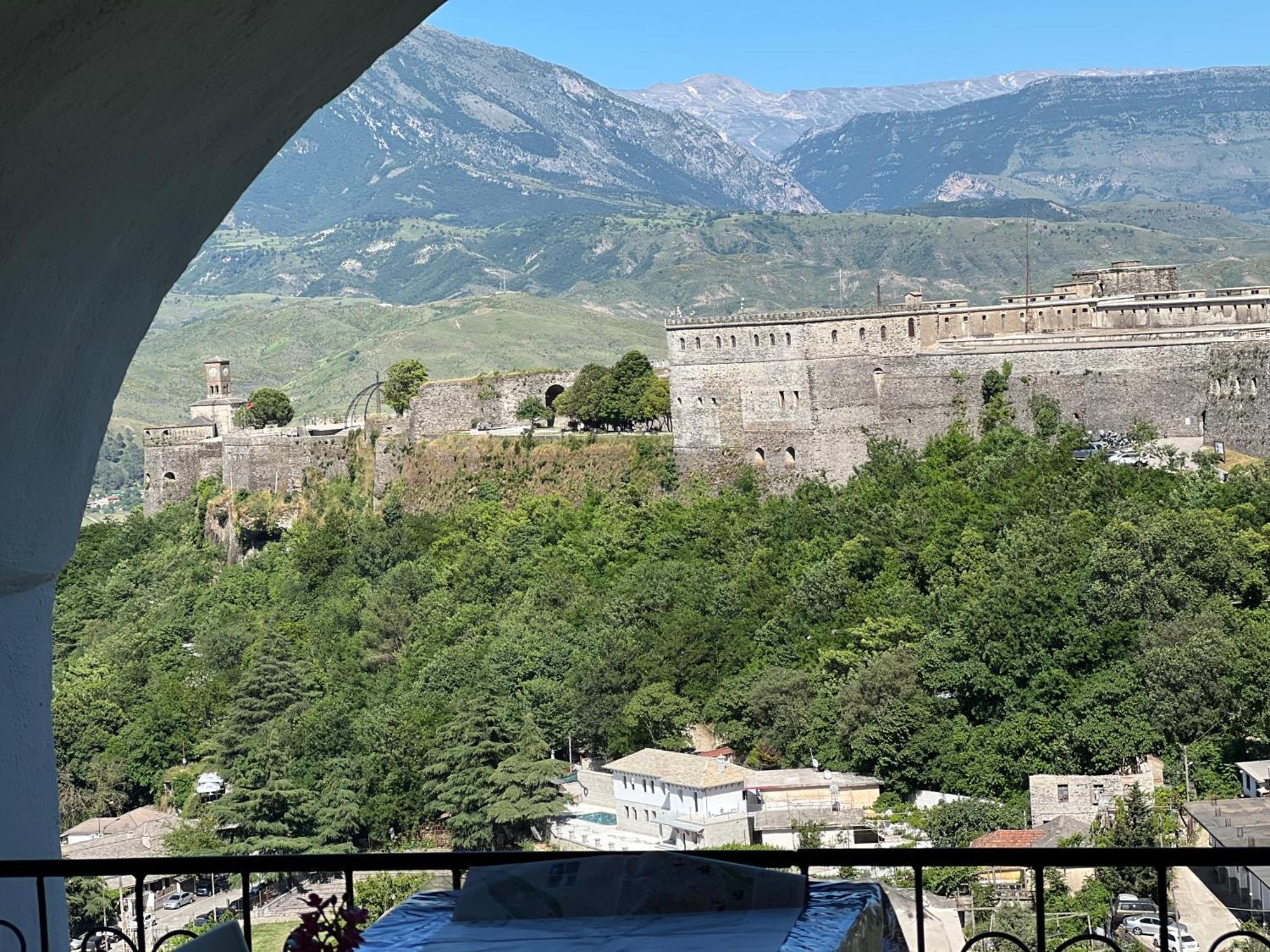 Guest House Salaria Gjirokastër Extérieur photo