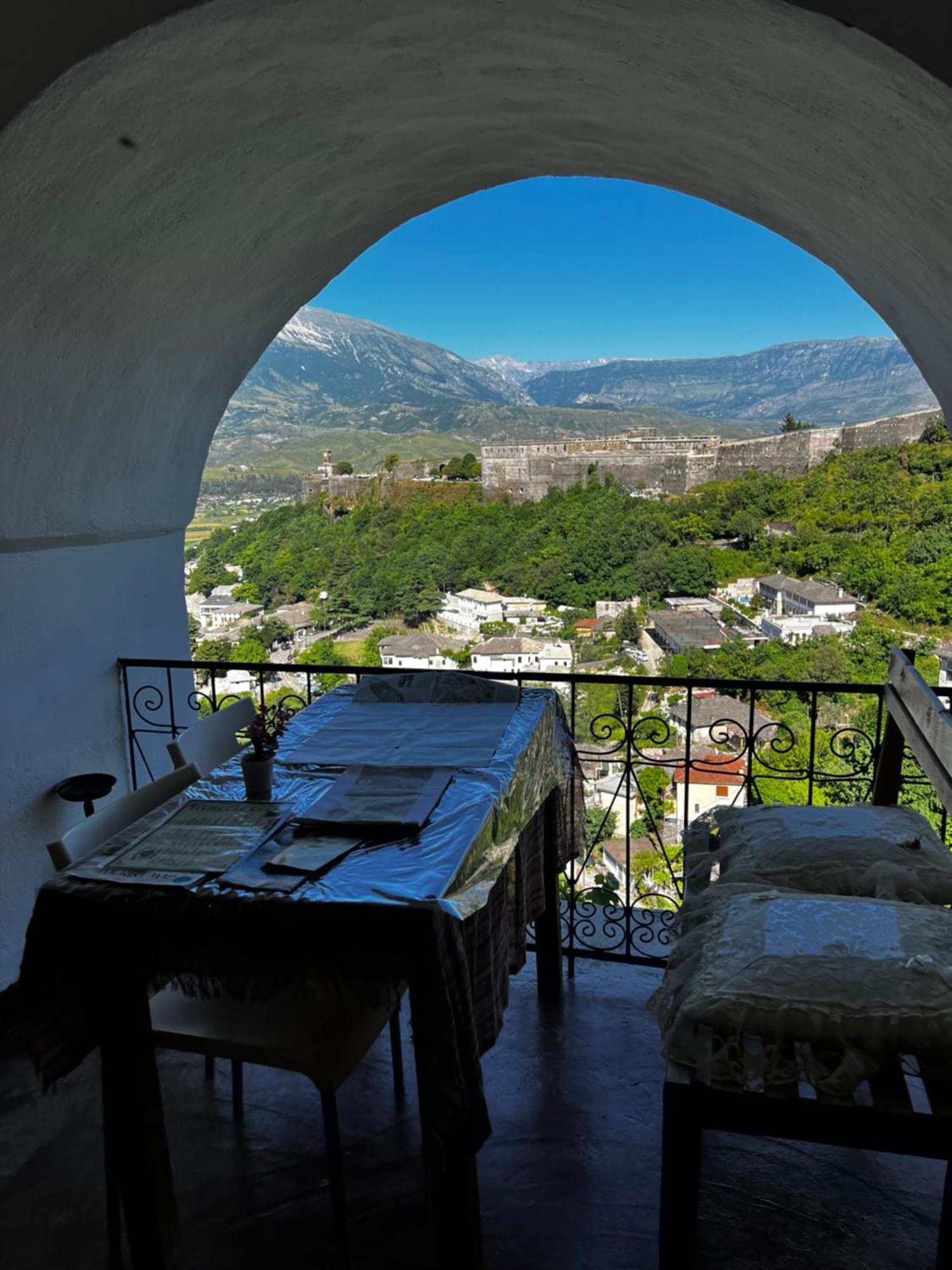 Guest House Salaria Gjirokastër Extérieur photo
