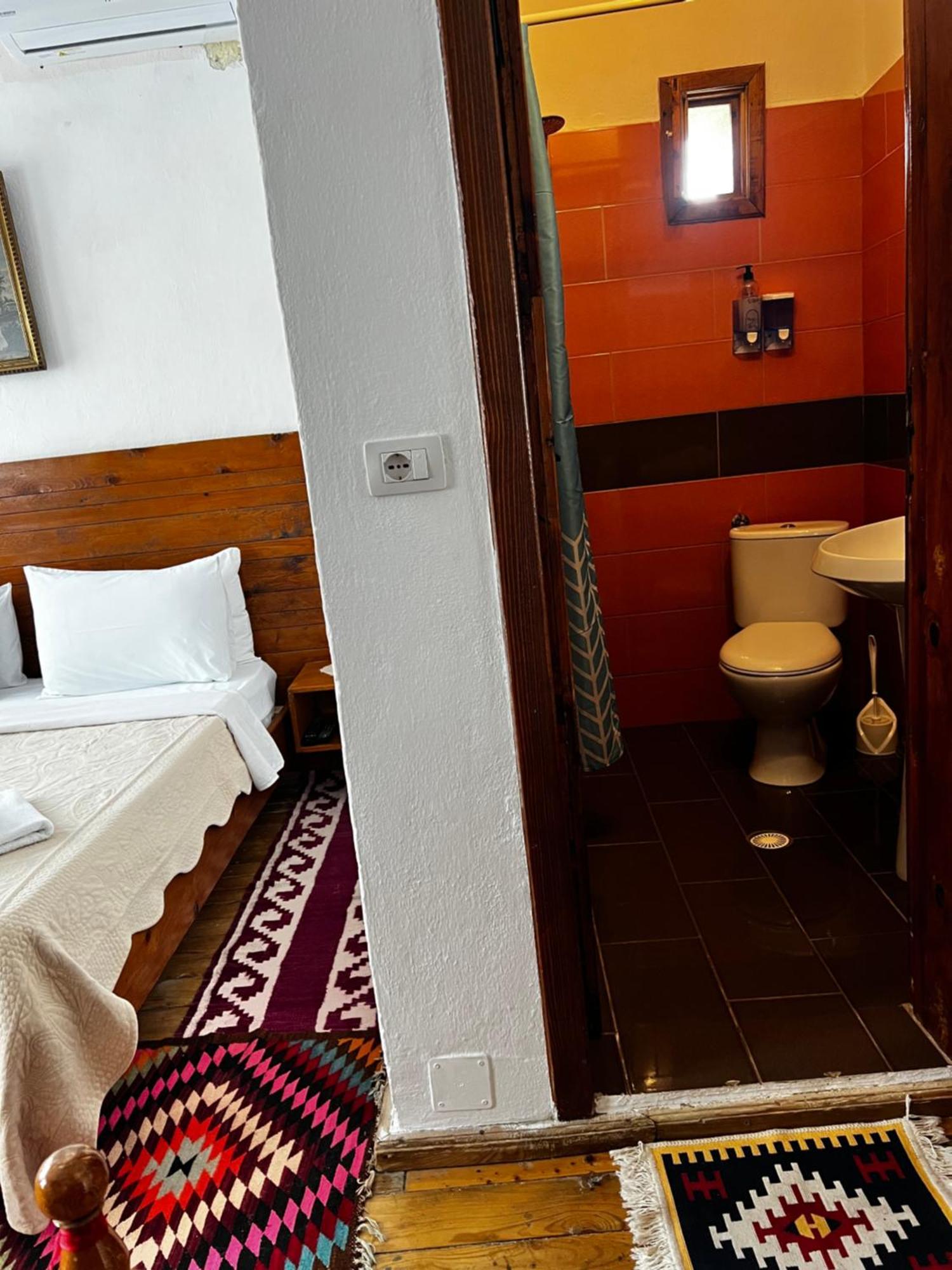 Guest House Salaria Gjirokastër Extérieur photo